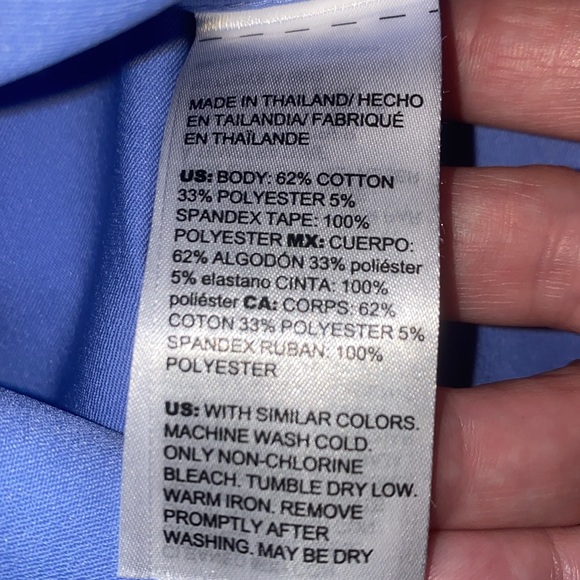 COPY - Chico’s blue, no iron button down blouse with rolled up cuffs stretch - Picture 8 of 8